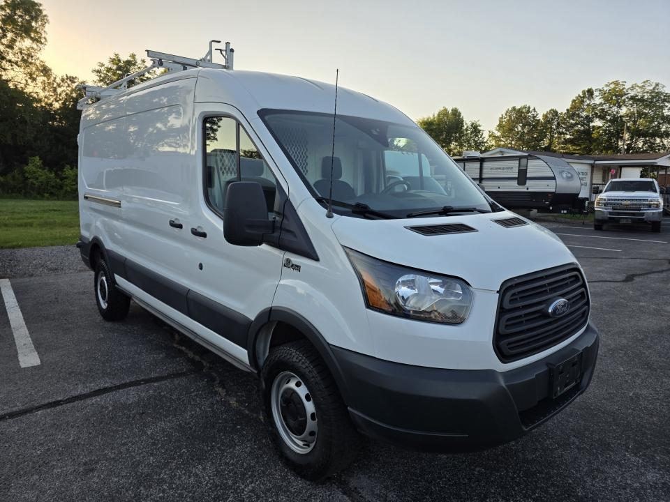 ford transit van 2017 1FTBW2CG9HKB32007 image ford transit van 2017 1FTBW2CG9HKB32007 image